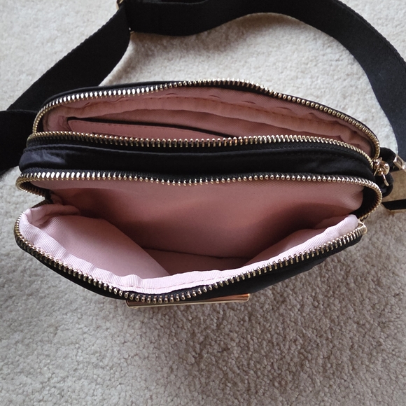 Poppy & Peonies Black Crossbody Bag - Picture 2 of 2